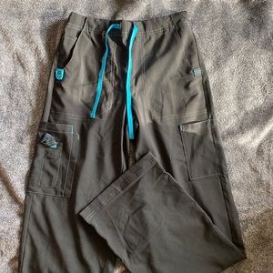 Carhartt Pant 94% Polyester/ 6% Spandex